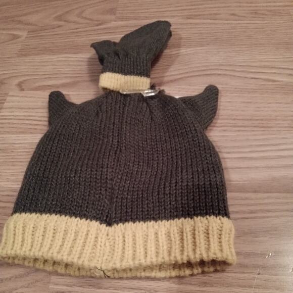 Boy's carter's NWT Hat & Mittens - Picture 2 of 11